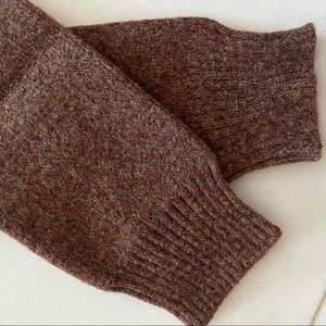 Knit stirrup style leg warmers